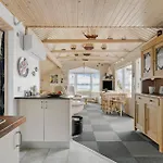 2 Bedroom Stunning In Aabenraa
