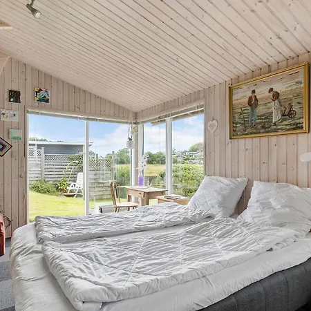 2 Bedroom Stunning In Dom wakacyjny Aabenraa