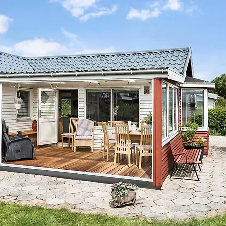 2 Bedroom Stunning In Dom wakacyjny Aabenraa