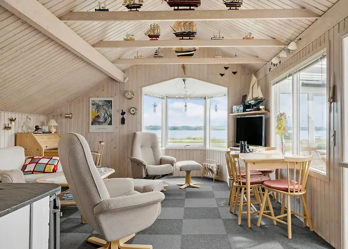 2 Bedroom Stunning In